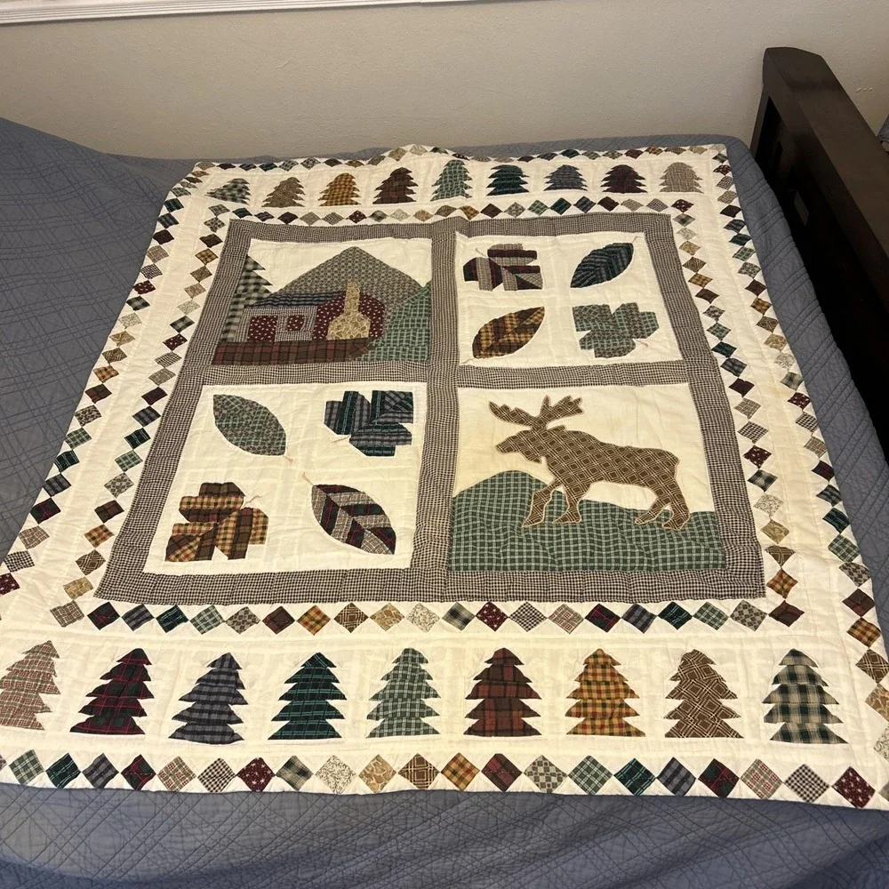 Patch Magic North Woods Cabin Moose Applique Patchwork Quilt Throw 47x55